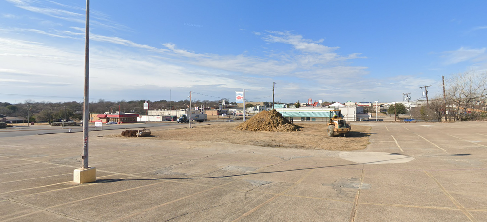 Camp Bowie, Fort Worth, TX for lease - Building Photo - Image 3 of 5