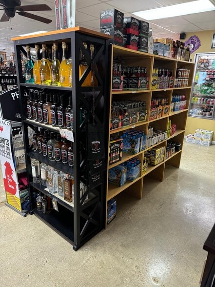 200 E 6th St, Rolla, MO for sale - Building Photo - Image 3 of 34