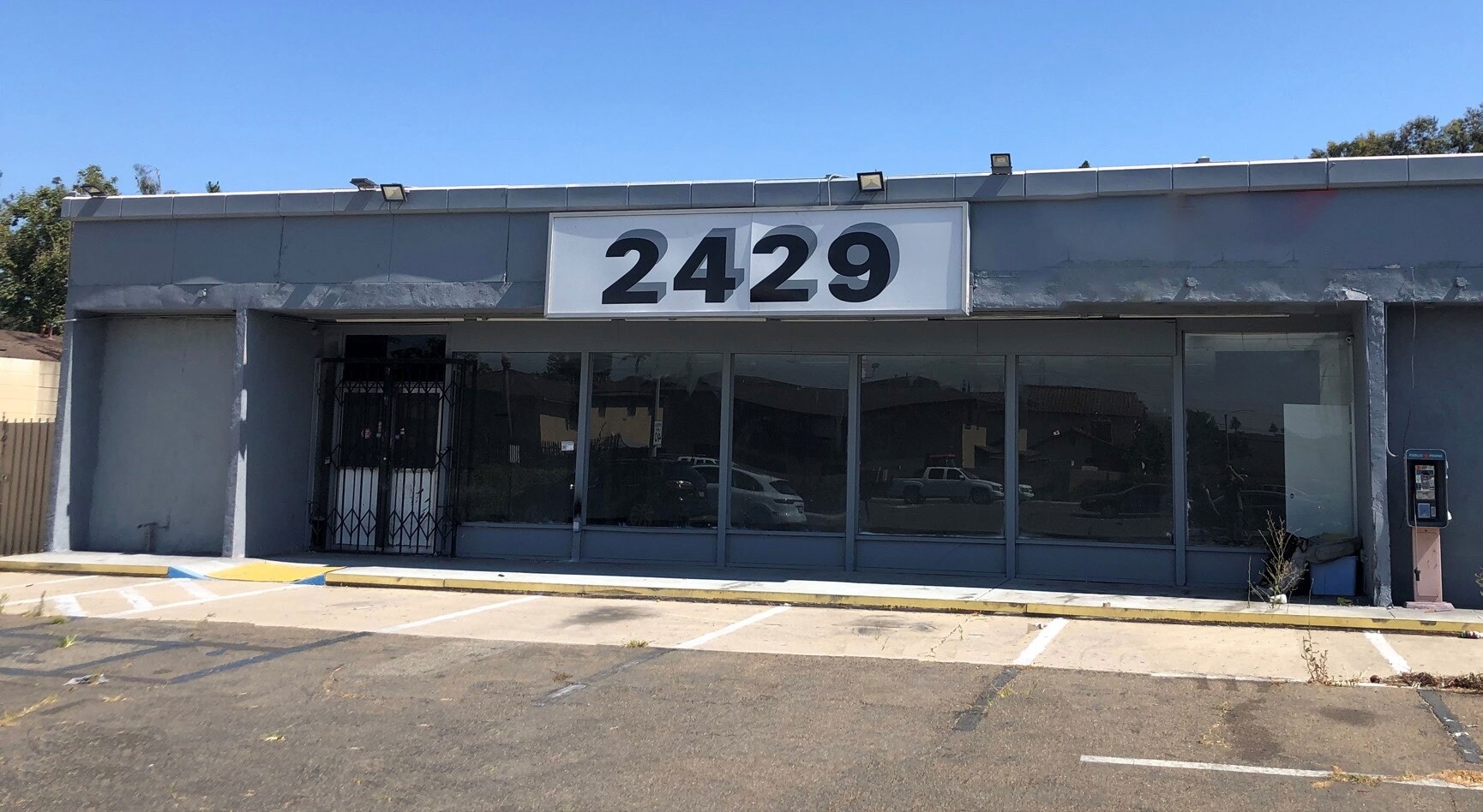 2429 E Ball Rd, Anaheim, CA for sale Primary Photo- Image 1 of 1