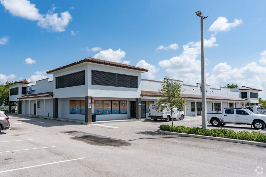 15535 SW 120th St, Miami, FL for sale - Primary Photo - Image 1 of 1