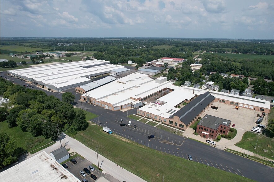 421-469 N California St, Sycamore, IL for sale - Building Photo - Image 1 of 1