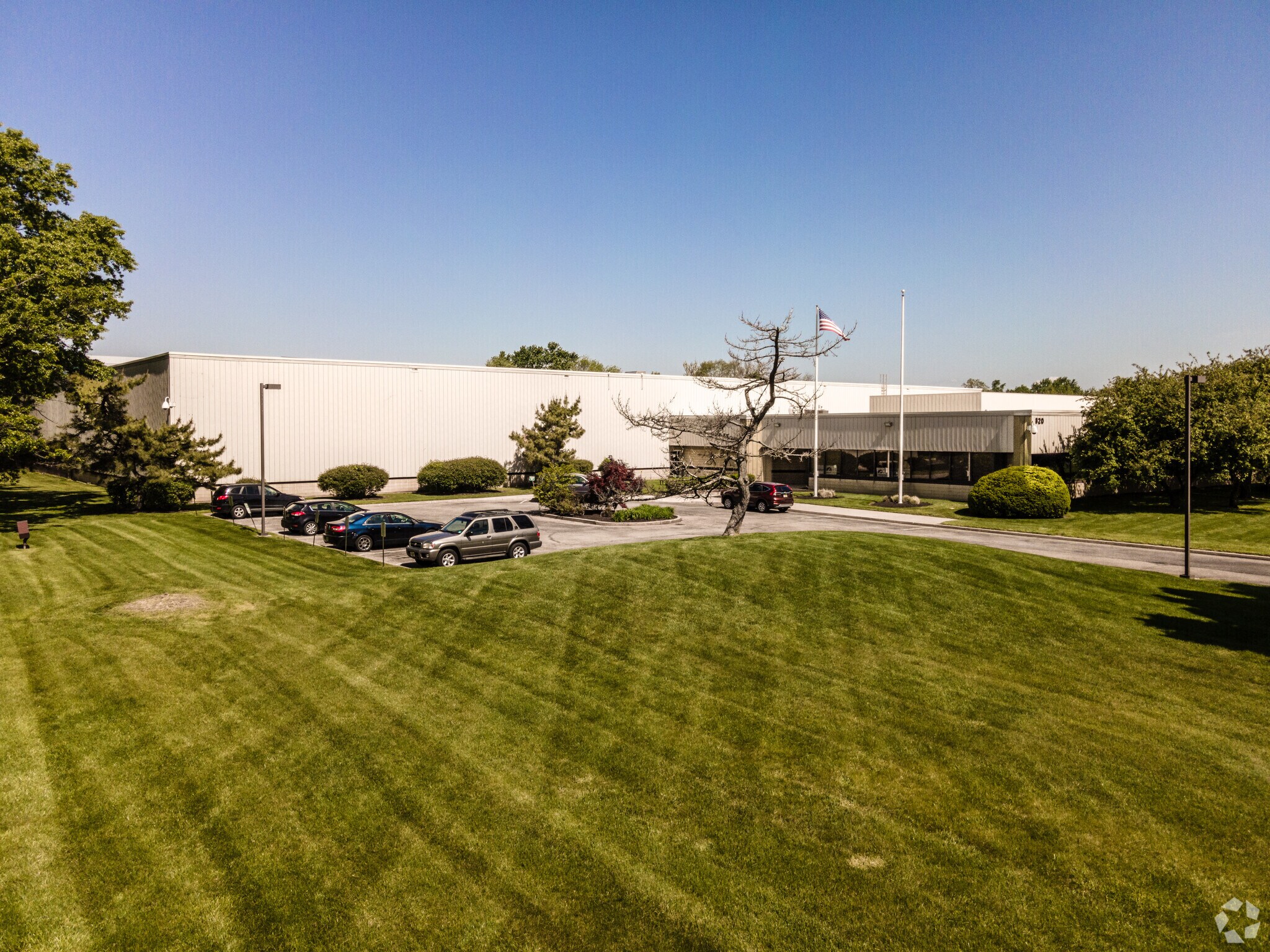 820 East Gate Dr, Mount Laurel, NJ for sale Primary Photo- Image 1 of 1