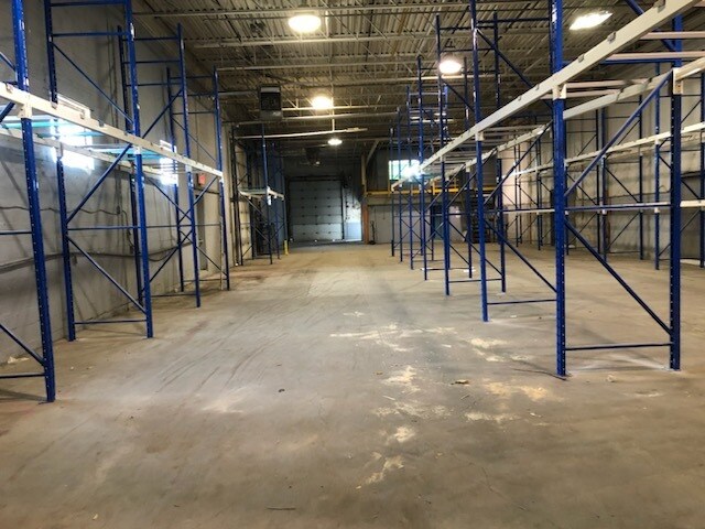 6817 Pl Pascal-Gagnon, Montréal, QC for lease - Building Photo - Image 2 of 7