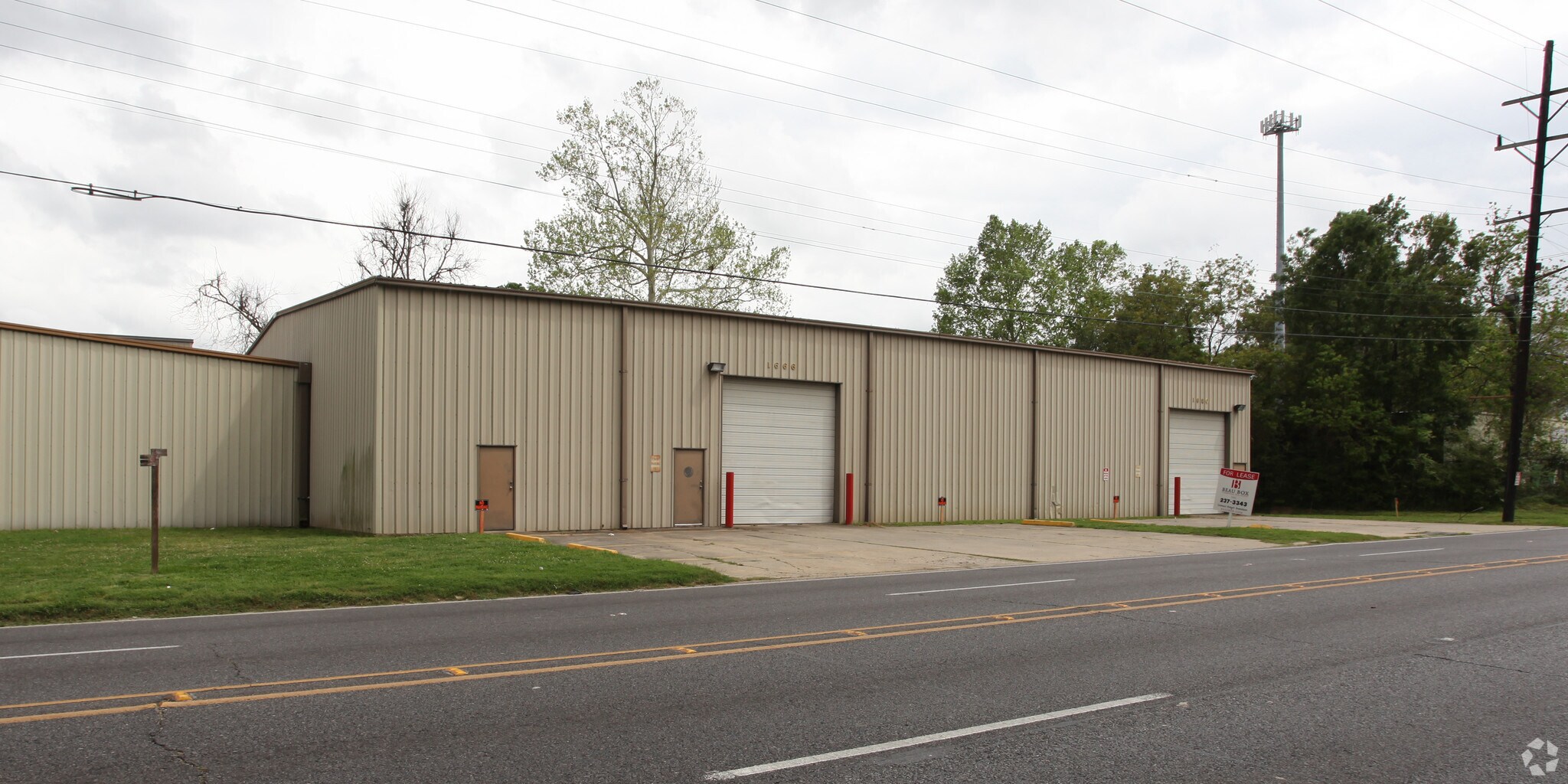 1666 Scenic Hwy, Baton Rouge, LA for sale Primary Photo- Image 1 of 1