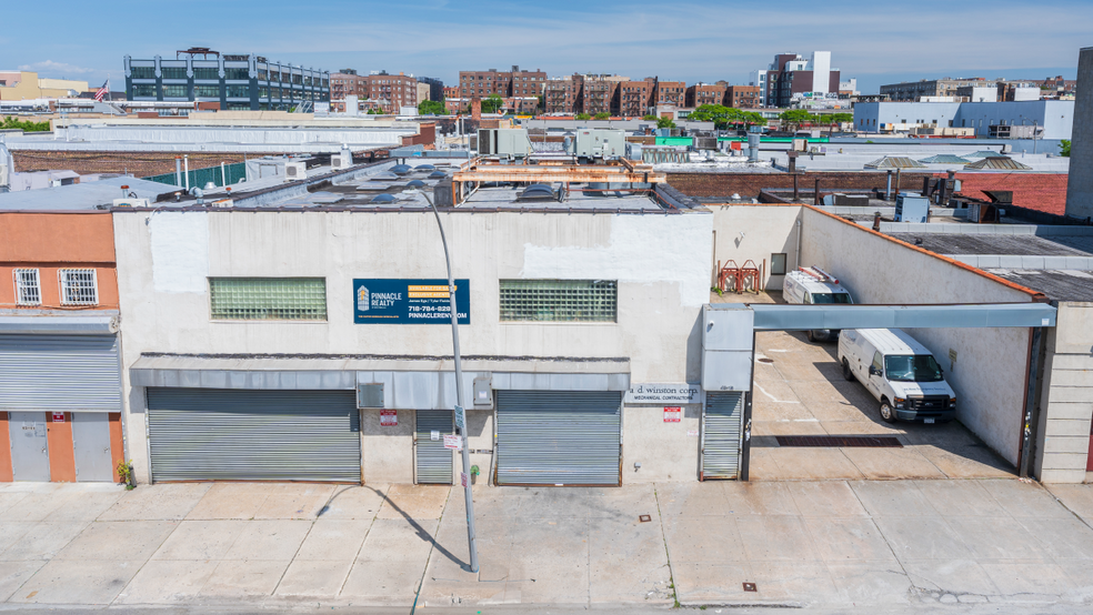 4315 36th St, Long Island City, NY for sale - Building Photo - Image 1 of 9