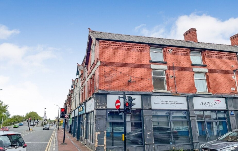 23 Whitby Rd, Ellesmere Port for sale - Building Photo - Image 1 of 1