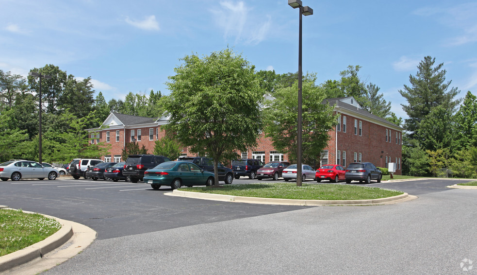 3158 Braverton St, Edgewater, MD for lease - Building Photo - Image 3 of 4