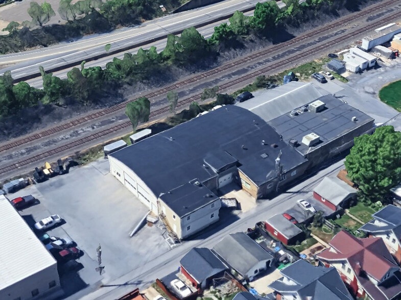 3110 Pike St, Harrisburg, PA for lease - Building Photo - Image 1 of 4