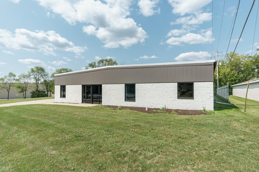 6009 S Kingan Ave, Cudahy, WI for sale - Building Photo - Image 2 of 18