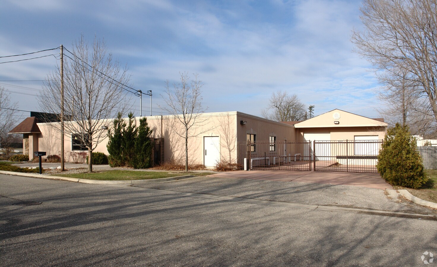 5251 Fenton Rd, Grand Blanc, MI 48507 Property Record