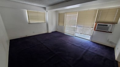 334 Seaside Ave, Honolulu, HI for lease Interior Photo- Image 1 of 5