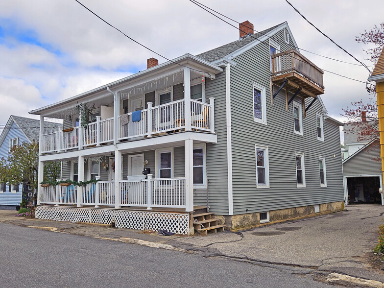 13 Summer St, Somersworth, NH 03878 - Multifamily for Sale | LoopNet