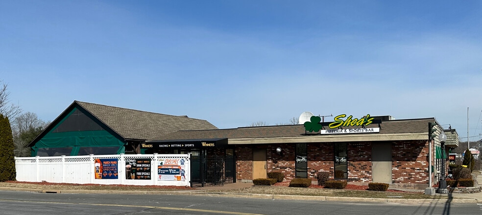 103 Tolland Tpke, Manchester, CT for sale - Building Photo - Image 2 of 11