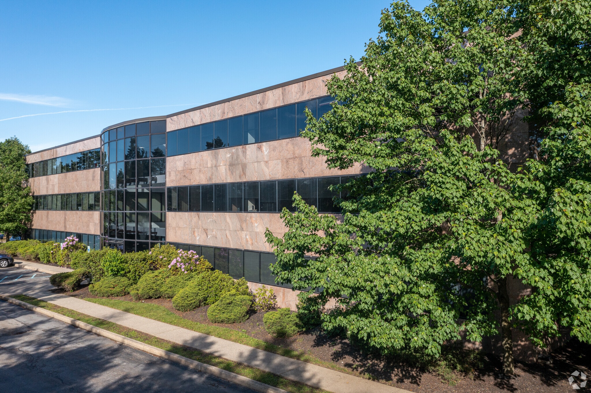 419 E Main St, Middletown, NY 10940 Wisner Professional Bldg