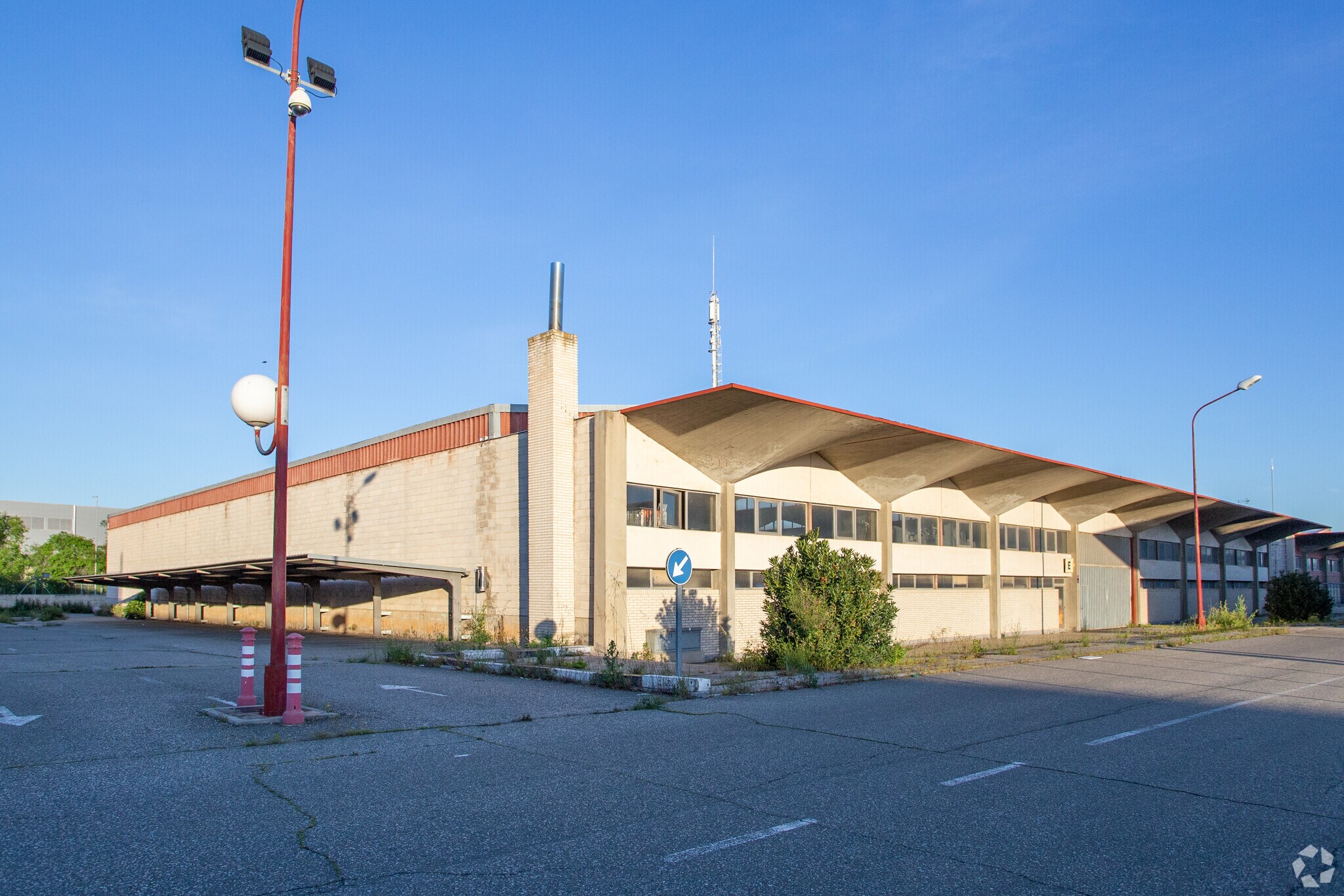 Carretera Nacional II, 3, Alcalá de Henares, Madrid for sale Primary Photo- Image 1 of 1
