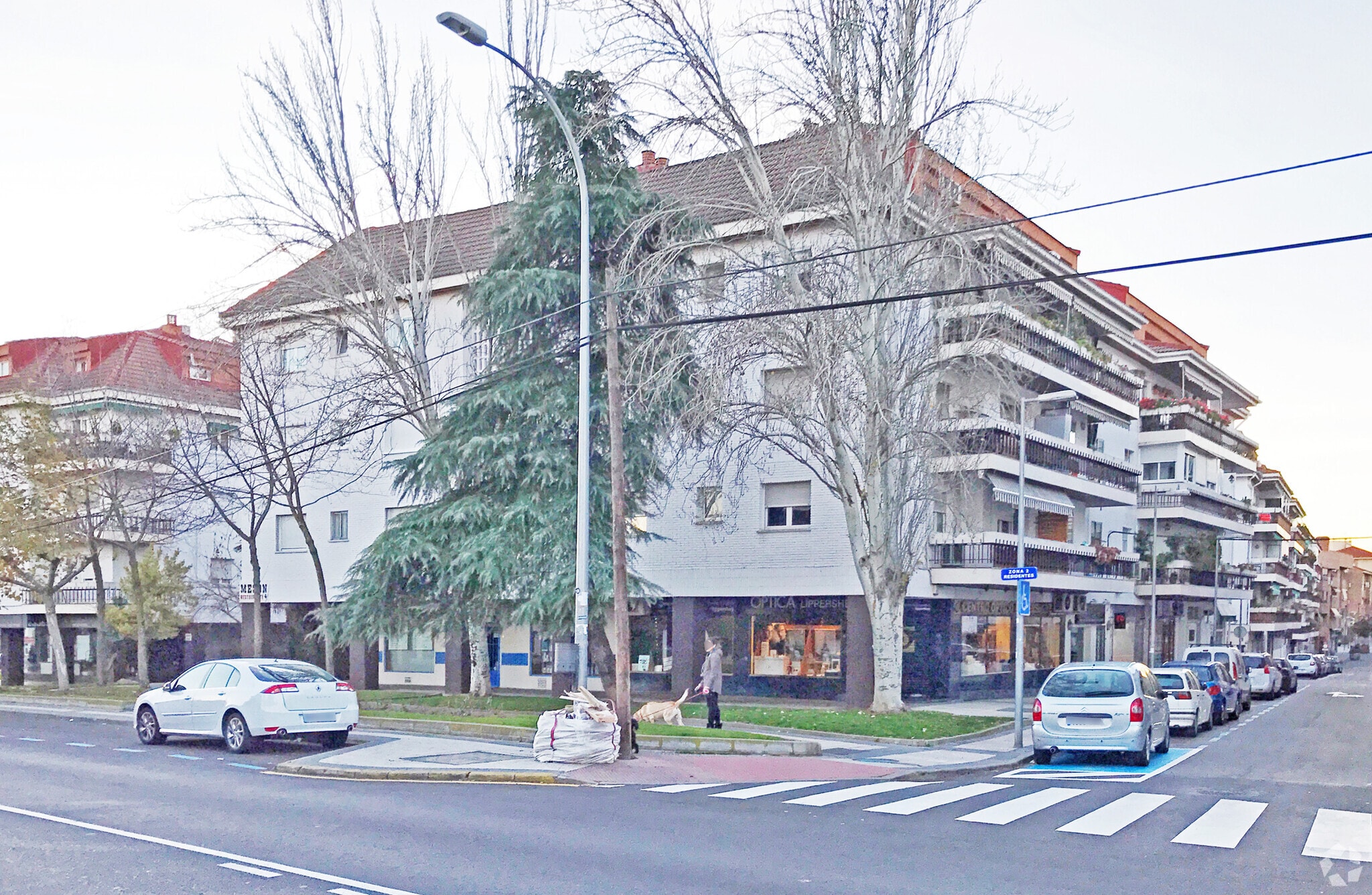 Calle del Doctor Calero, 21, Majadahonda, Madrid for lease Building Photo- Image 1 of 2