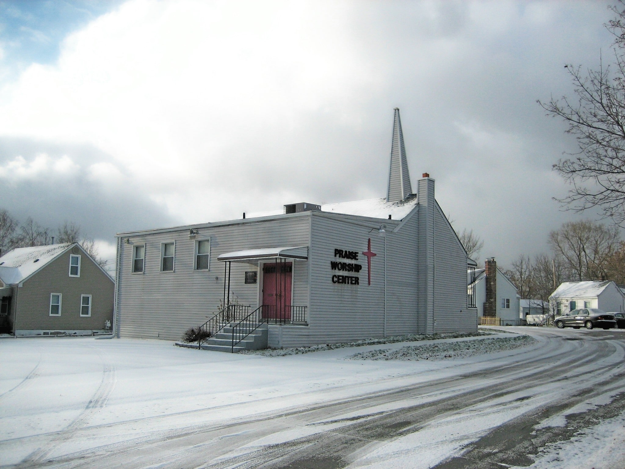 26689 Northeastern Hwy, Madison Heights, MI for sale Primary Photo- Image 1 of 2
