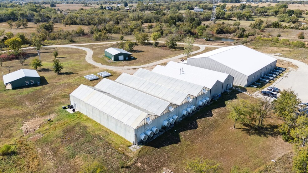 22900 W Skelly Rd, Haskell, OK for sale - Primary Photo - Image 1 of 82