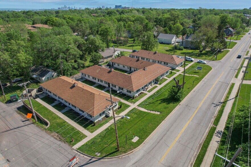 3141 County Line Rd, Kansas City, KS 66103 Andrew Townhomes