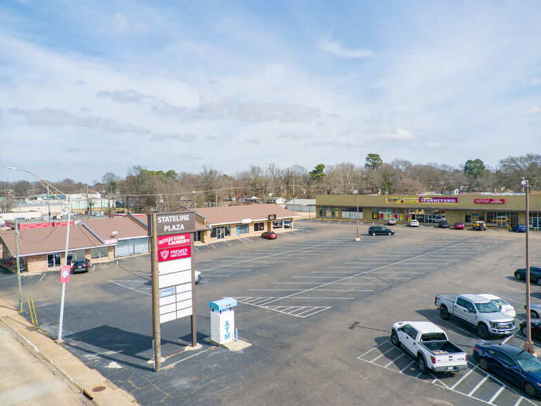 3212-3260 N State Line Ave, Texarkana, AR for lease - Primary Photo - Image 1 of 5