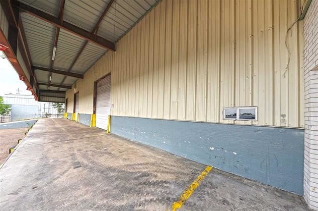14413 Import Rd, Laredo, TX for lease - Building Photo - Image 2 of 7