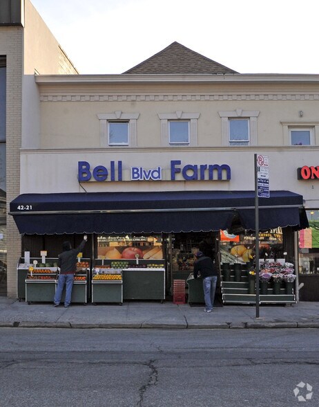 4221-4225 Bell Blvd, Bayside, NY for sale - Primary Photo - Image 1 of 1