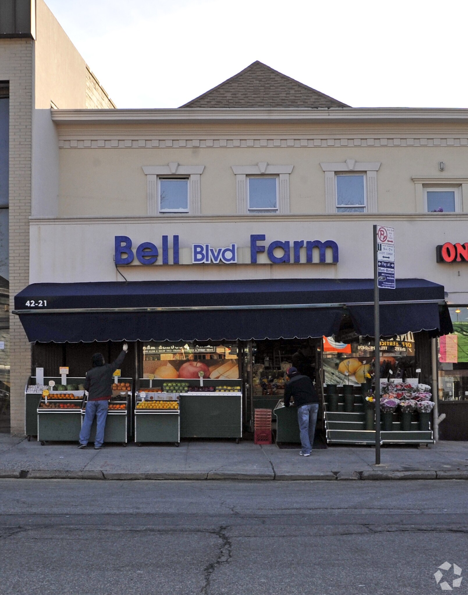 4221-4225 Bell Blvd, Bayside, NY for sale Primary Photo- Image 1 of 1