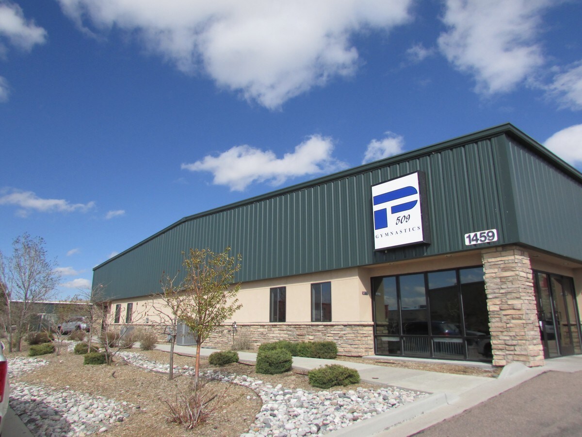 1459 Woolsey Hts, Colorado Springs, CO 80915