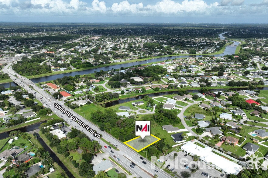 2733 Port St Lucie Blvd, Port Saint Lucie, FL for sale - Building Photo - Image 2 of 5