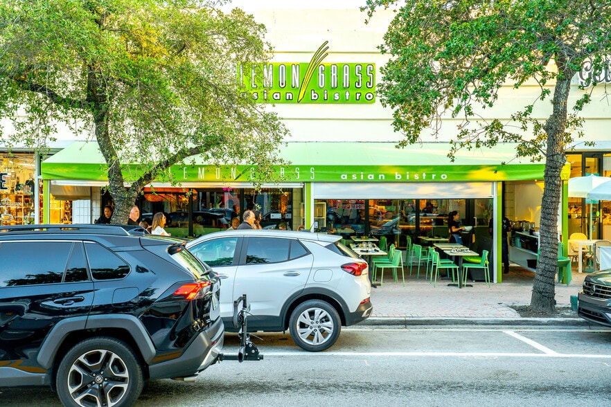 418-440 E Atlantic Ave, Delray Beach, FL for lease - Building Photo - Image 2 of 8