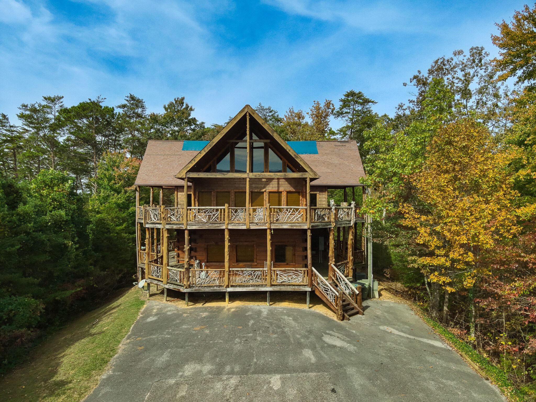 133 Rafter Rd, Tellico Plains, TN for sale Primary Photo- Image 1 of 2