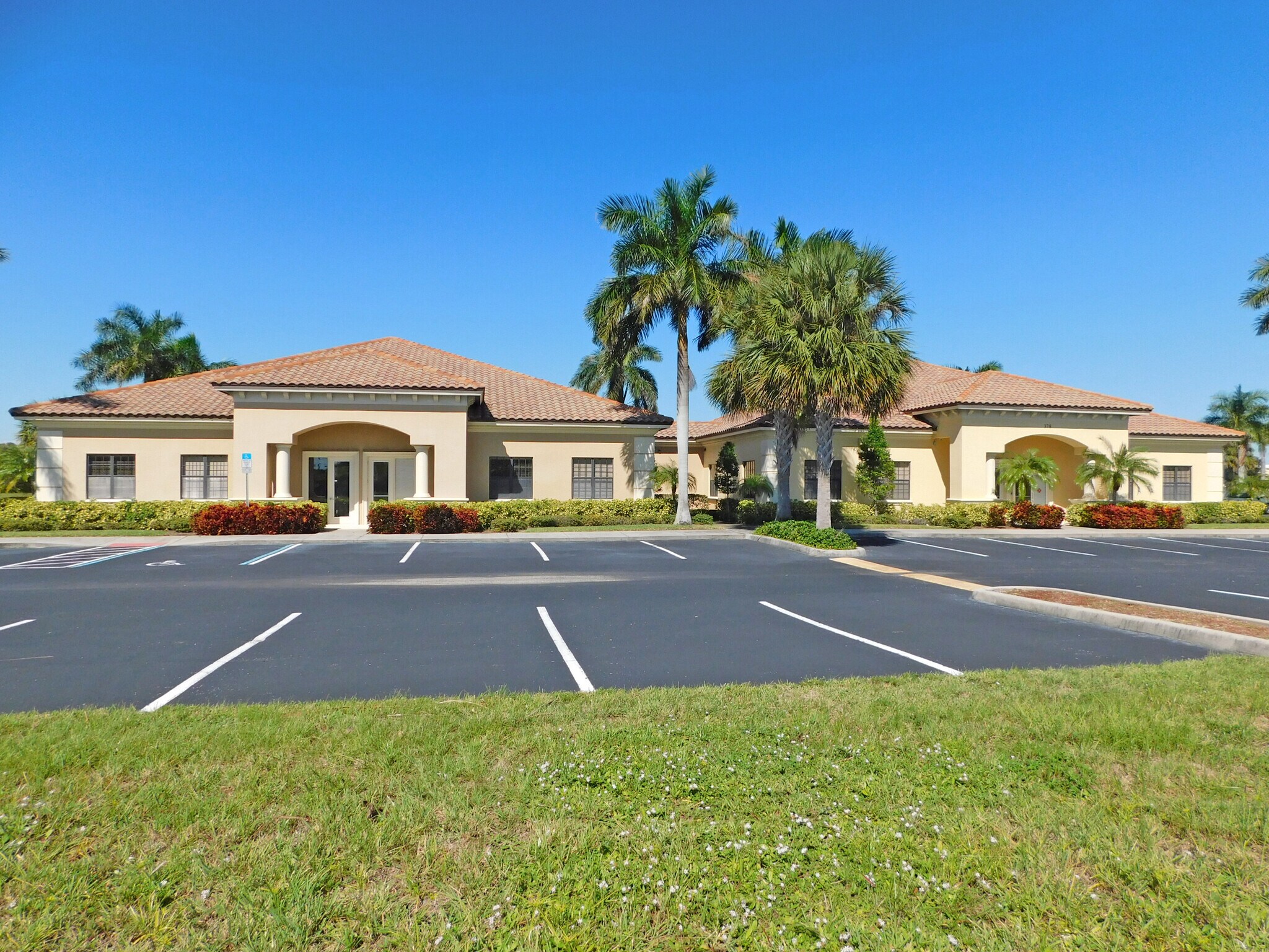 372-390 N Babcock St, Melbourne, FL for sale Building Photo- Image 1 of 1