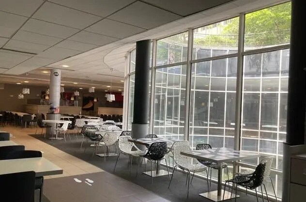 12 Rue Fructidor, Saint-Ouen-sur-Seine for sale - Building Photo - Image 2 of 6