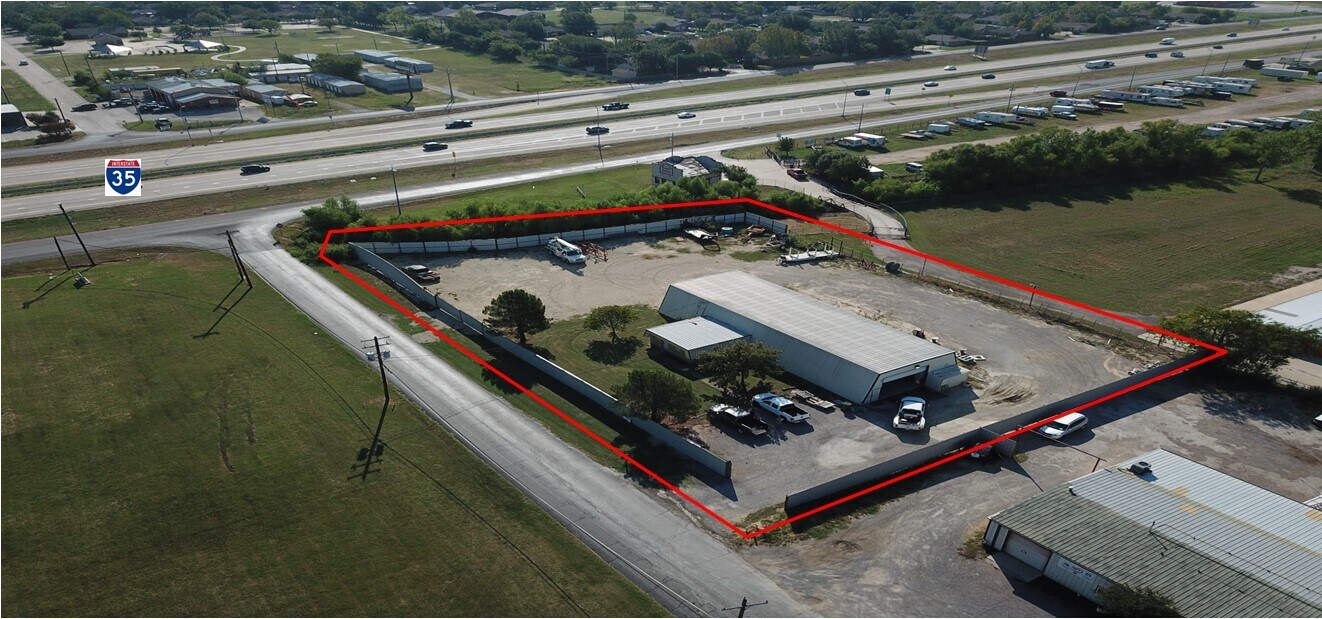 1604 Duck Creek Rd, Sanger, TX for sale Building Photo- Image 1 of 1