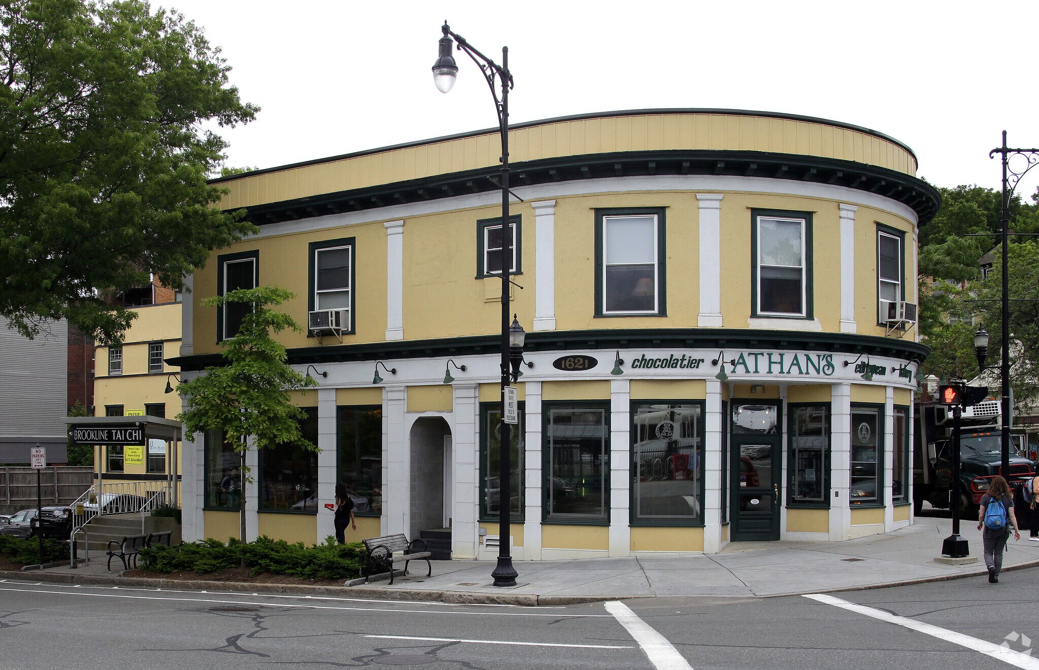 1609 Beacon St, Brookline, MA for sale Building Photo- Image 1 of 1