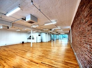 110 W 30th St, New York, NY for lease Interior Photo- Image 2 of 12