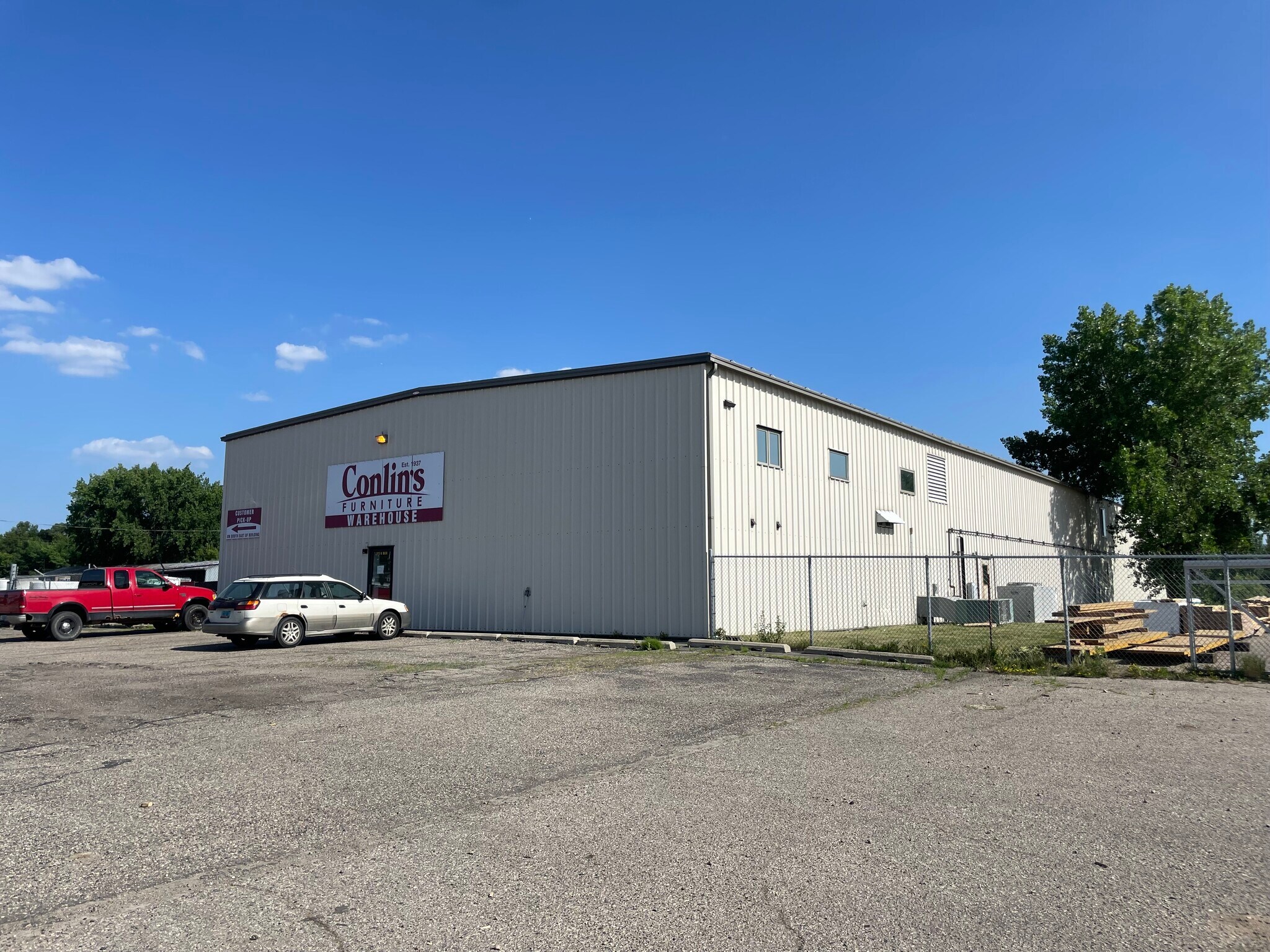 615 Main Ave W, West Fargo, ND for sale Building Photo- Image 1 of 1