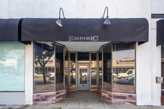 7912-7932 Beverly Blvd, Los Angeles, CA for lease Building Photo- Image 2 of 4