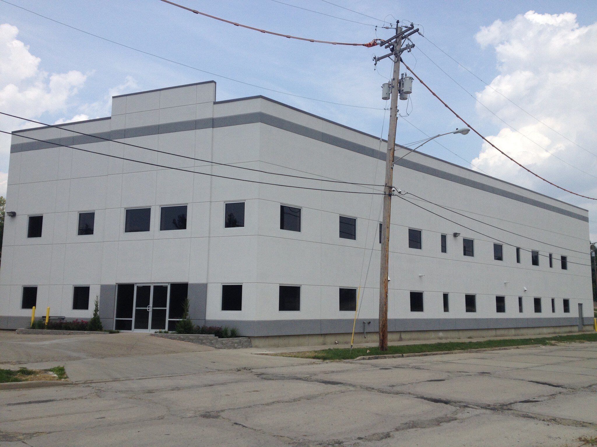 1682 Seymour Ave, Cincinnati, OH for sale Primary Photo- Image 1 of 1