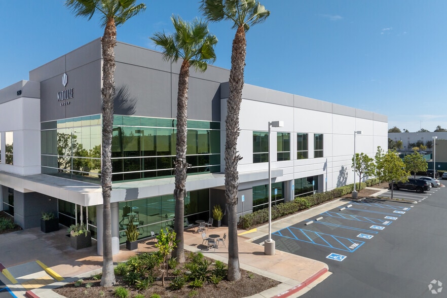 1760 Apollo Ct, Seal Beach, CA for sale - Primary Photo - Image 1 of 1