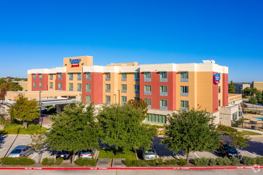 5909 Stone Creek Dr, The Colony, TX for sale - Primary Photo - Image 1 of 1