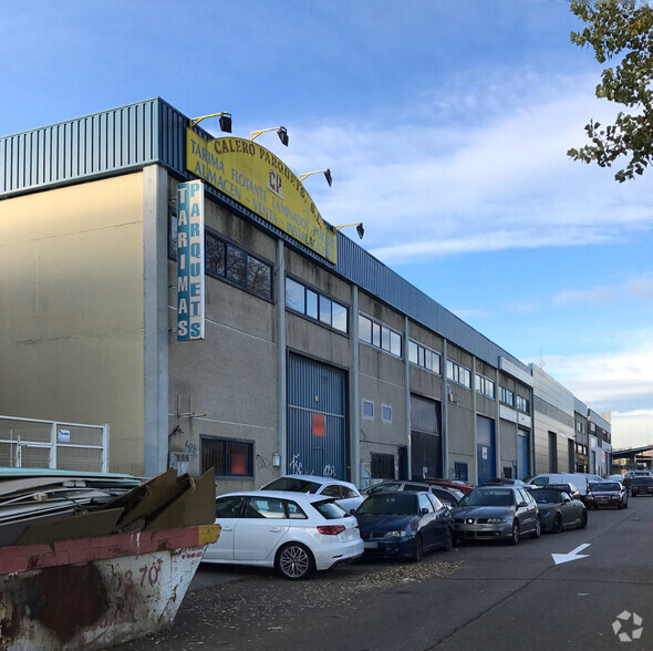 Industrial in Fuenlabrada, MAD for lease - Primary Photo - Image 1 of 1