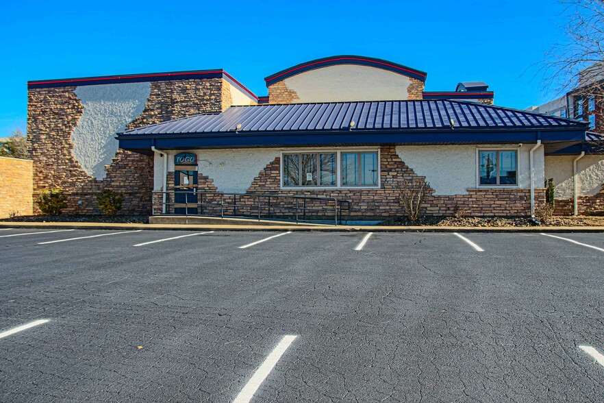 341 Rockwood Rd, Arden, NC for lease - Building Photo - Image 3 of 38