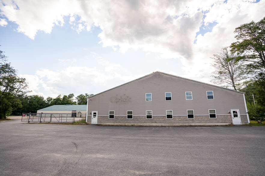 209 Hobbs St, Conway, NH for sale - Building Photo - Image 1 of 1