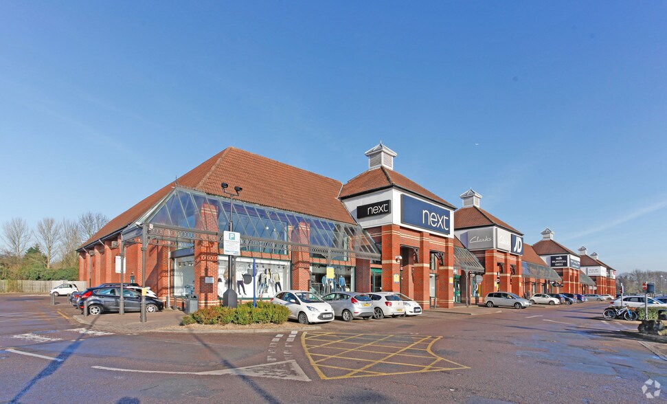 Halfhide Ln, Cheshunt for sale - Primary Photo - Image 1 of 1