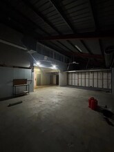 1/27 Watland St, Springwood for lease Interior Photo- Image 2 of 7