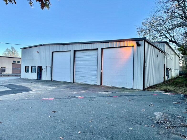 447 Spencer Plains Rd, Westbrook, CT for sale - Building Photo - Image 1 of 1