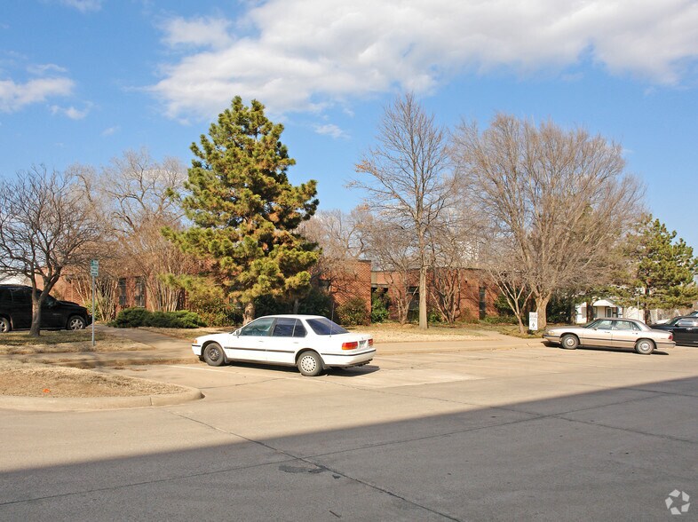 222 E 7th Ave, Stillwater, OK for sale - Primary Photo - Image 1 of 1