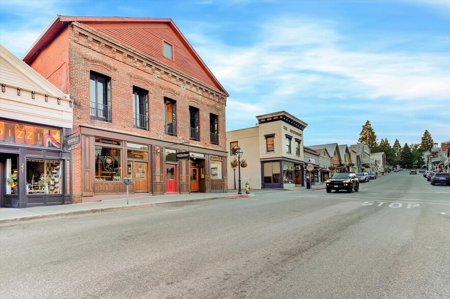 233 Broad St, Nevada City, CA for sale - Building Photo - Image 3 of 106