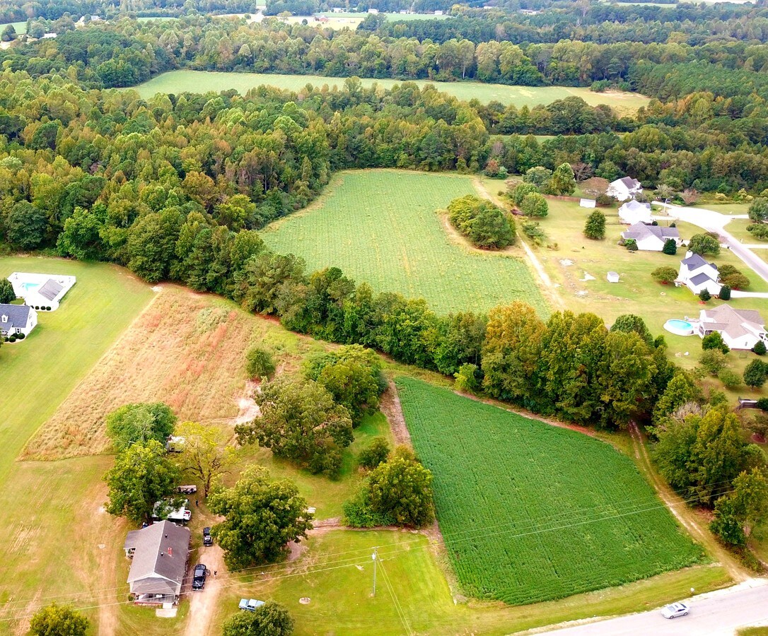 2943 Neills Creek Rd, Lillington, NC 27546